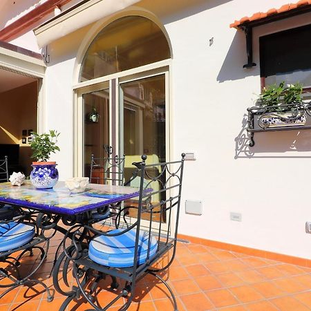 Ilary House - De Vivo Realty Positano Villa Bagian luar foto